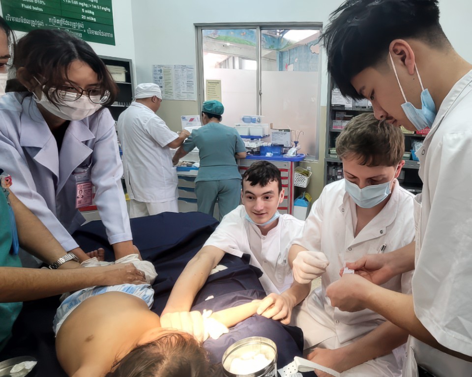 etude étranger hopigo